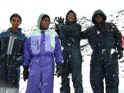 Tourists at Rohtang