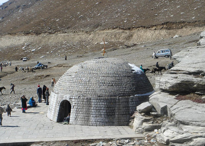 Beas Rishi Temple Rohtang