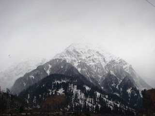 Snowfall near Manali