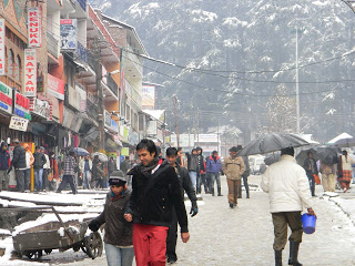 Manali Mall Road after snowfall