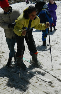 Skiing in Manali