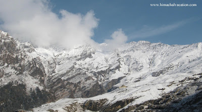 Manali Leh highway is officially closed following snowfall