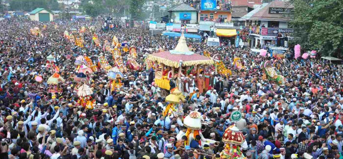 Rath Yatra of Lord Raghunath in Kullu Dussehra